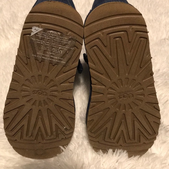 ‼️SOLD‼️UGG Lil Sunshine Boots - Kids - Picture 8 of 8